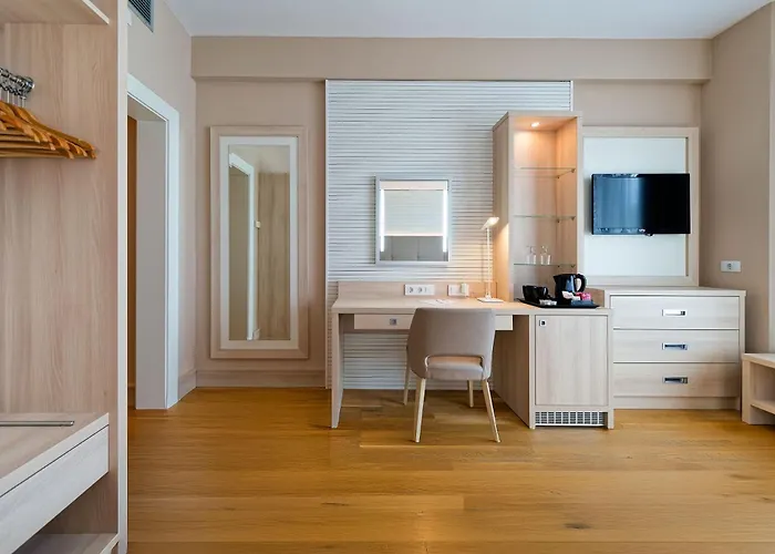 Bull Reina Isabel & Szálloda