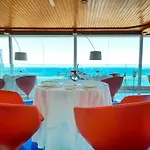 Hotell Bull Reina Isabel & 4*
