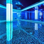 Bull Reina Isabel & Hotel 4*