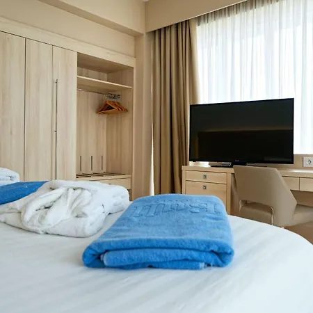 Bull Reina Isabel&spa