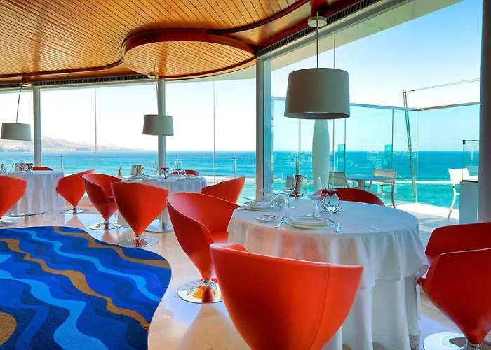 Bull Reina Isabel&spa 4*