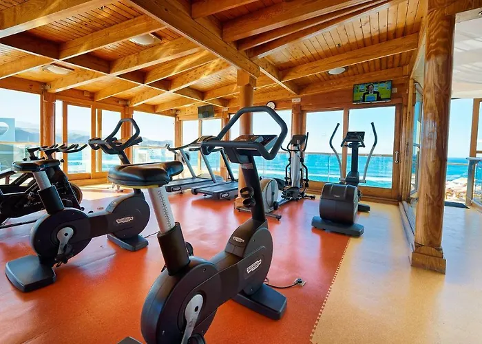 Bull Reina Isabel&spa Hotel 4*