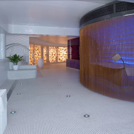 Bull Reina Isabel&spa Hotel