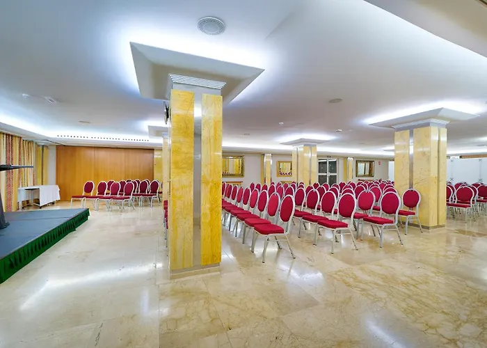 Hotel Bull Reina Isabel &