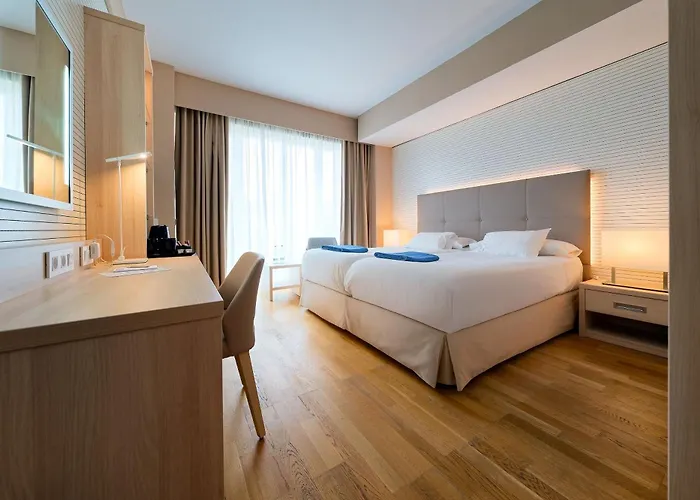 Bull Reina Isabel & Hotel 4*