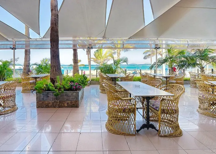 Hotel Bull Reina Isabel & 4*